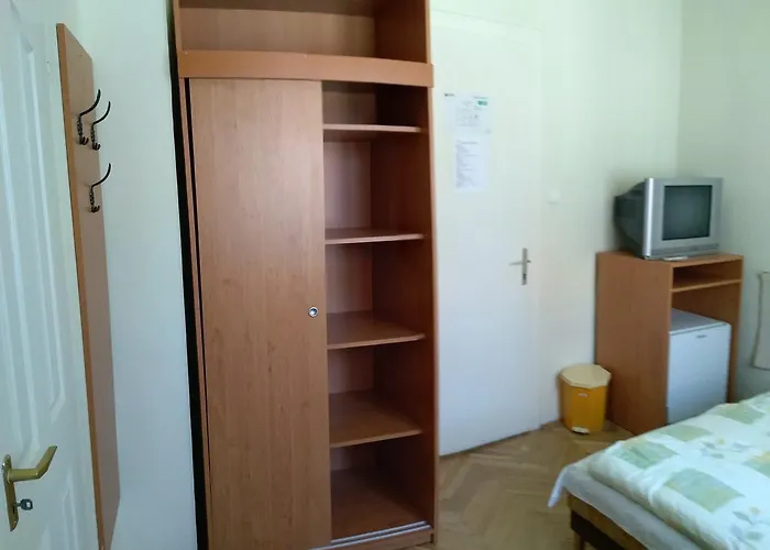 Siofokroom24 Δωμάτια σε οικογενειακή κατοικία *